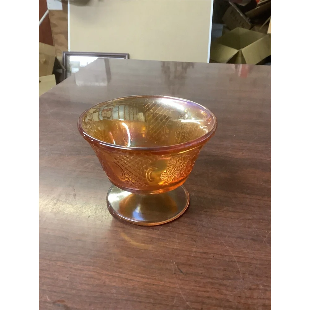 (1) Vintage Marigold/ CARNIVAL GLASS Sherbet Dessert Bowl in Normandie pattern